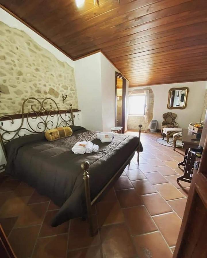 La Rupe Bed And Breakfast Norma Exterior foto